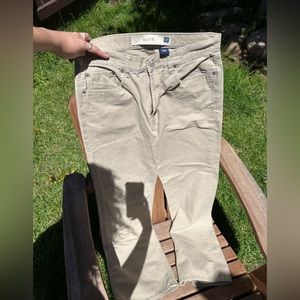 Men’s light khakis